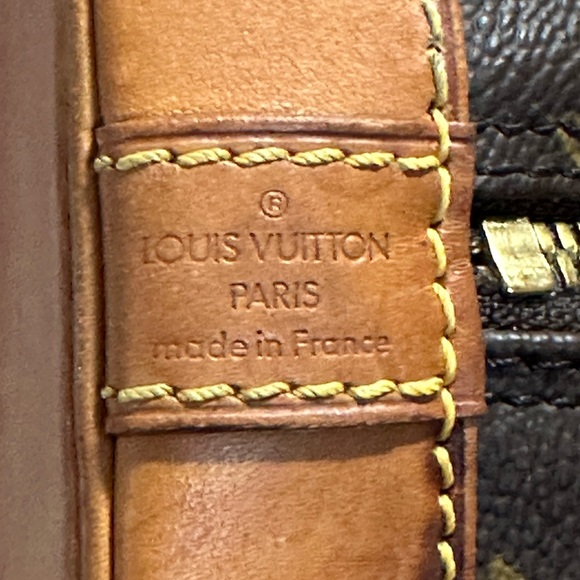 Louis Vuitton Alma PM Monogram Canvas - Picture 14 of 16